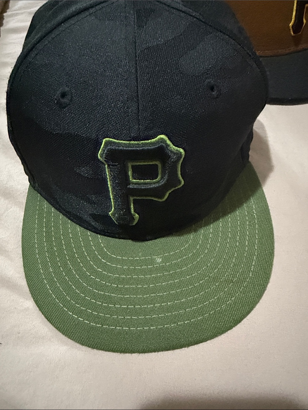 Pittsburgh Pirates Fitted Cap with Olive Green Flat Brim